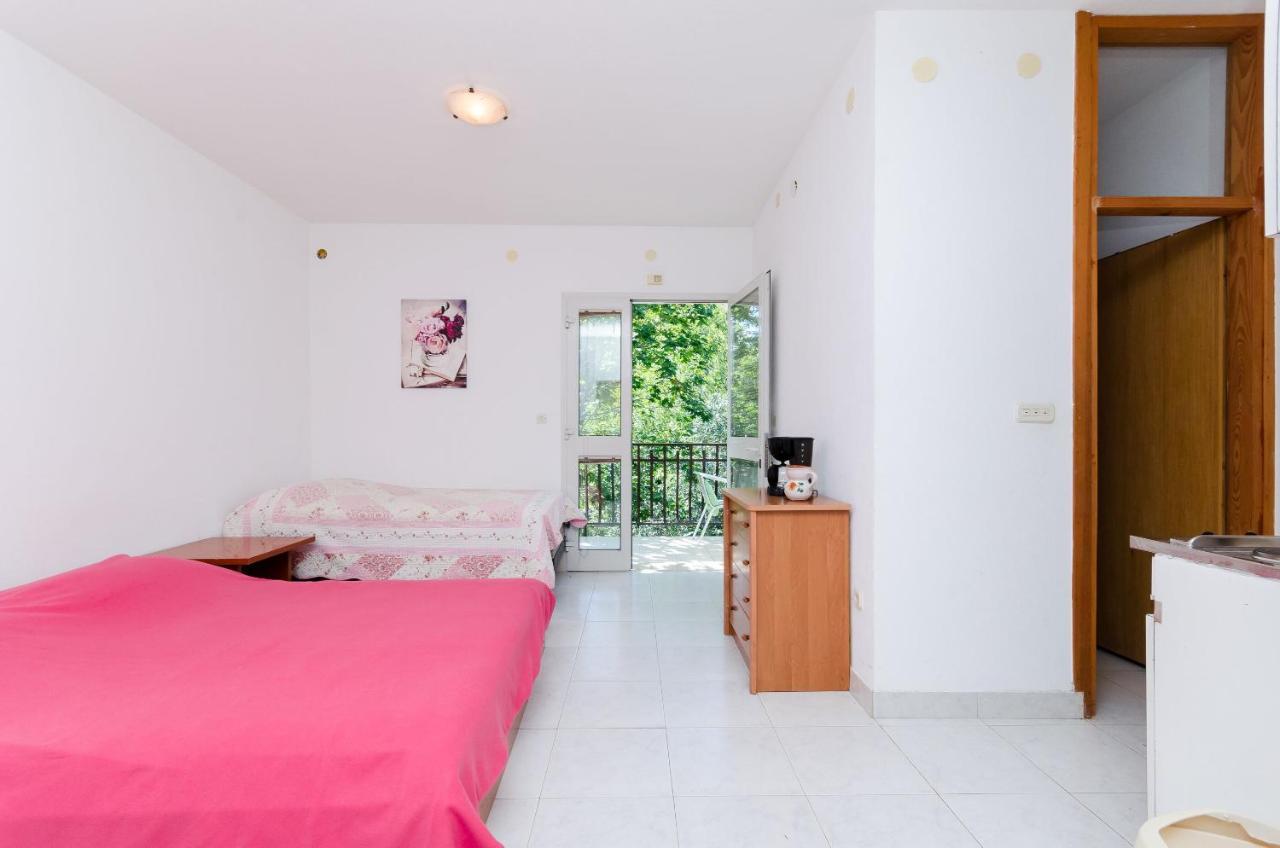 Apartments Massimo Ровинь Экстерьер фото