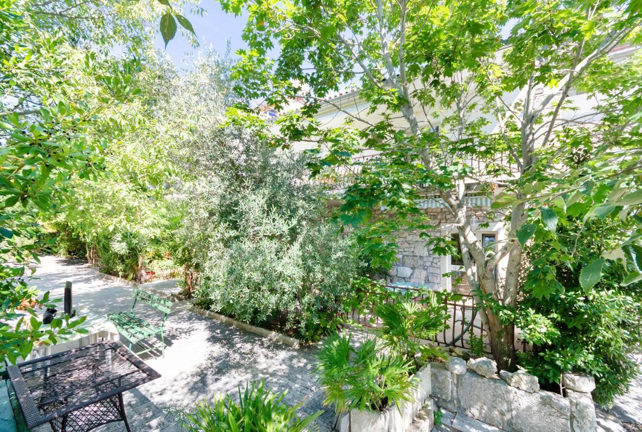 Apartments Massimo Ровинь Экстерьер фото