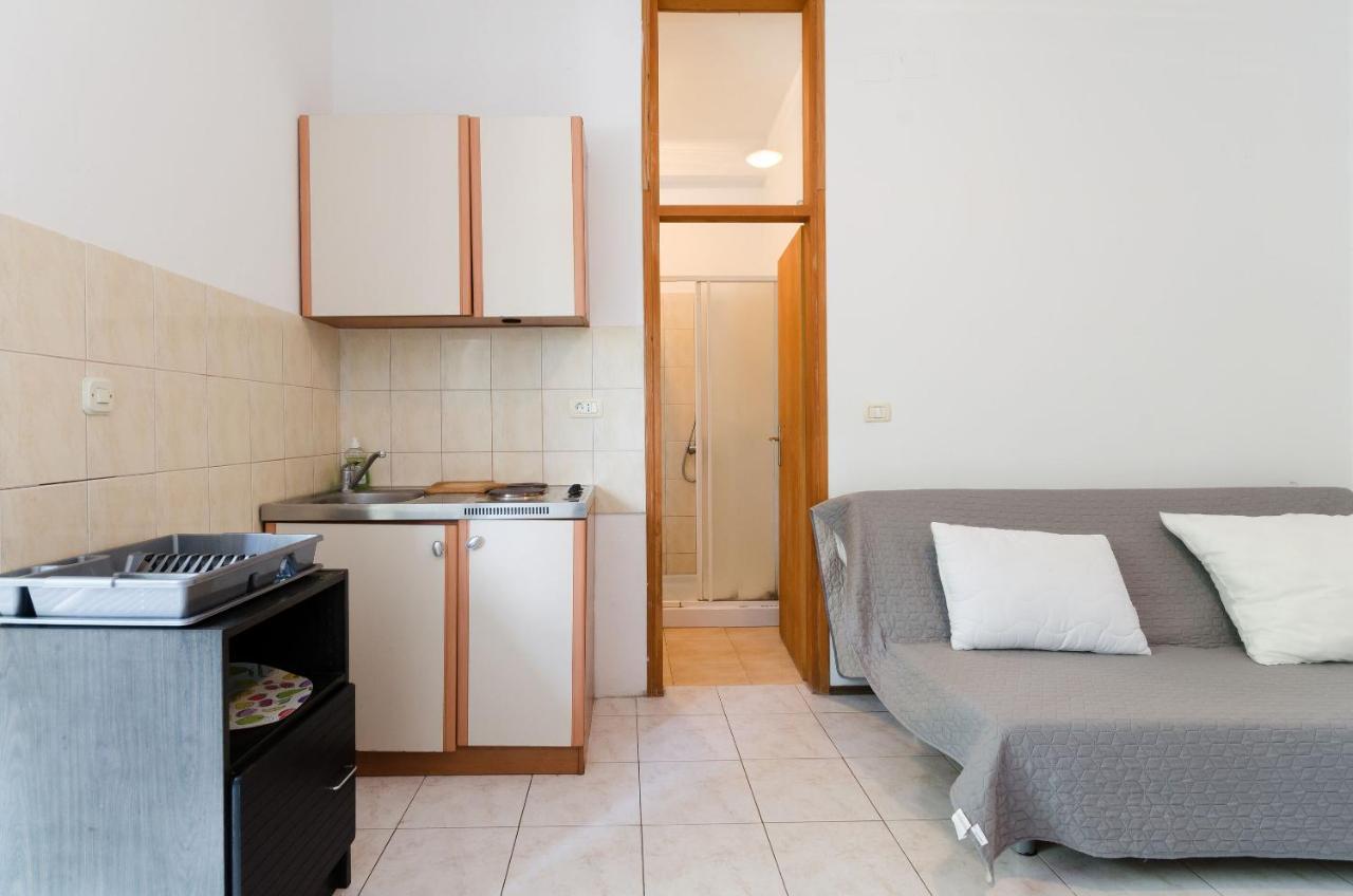 Apartments Massimo Ровинь Экстерьер фото